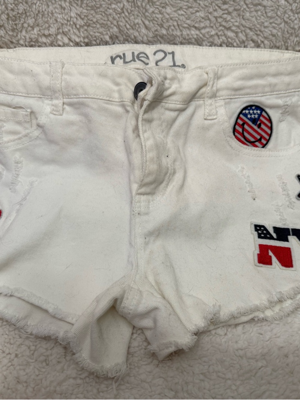 rue21 White Denim Shorts 13 14 Patriotic Patches 4th of July Frayed Cutoff New